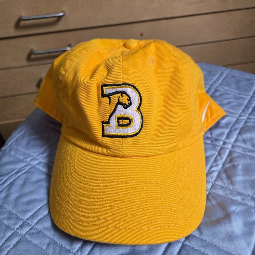 Nike bruins bear unisex gold Cap Hat Nike Swoosh Logo one size adjustable metal